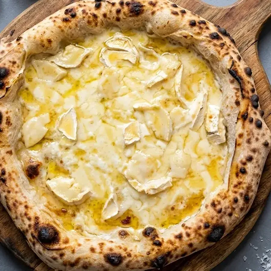 Chèvre Miel — pizza au feu de bois de Pizza Nova à Bezons